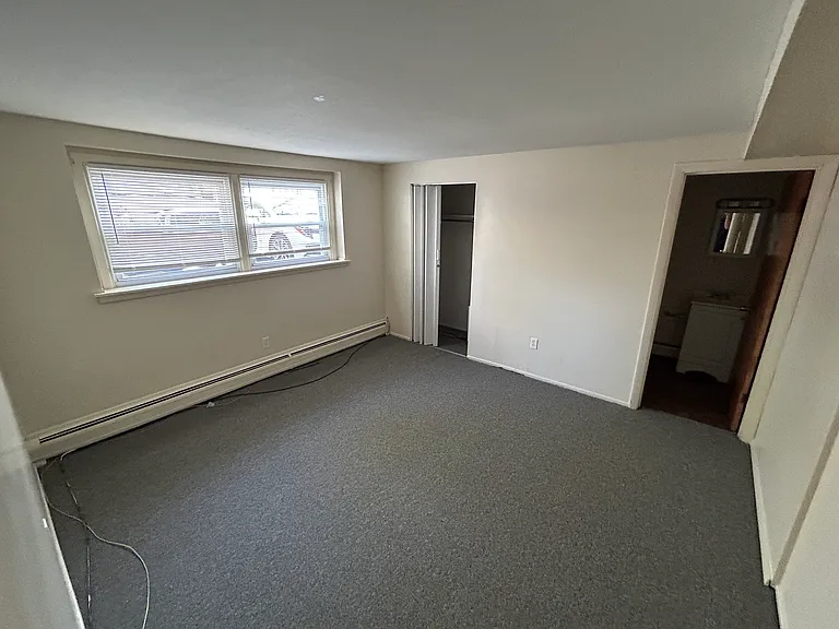 400 Pleasant St #6 — Photo 7