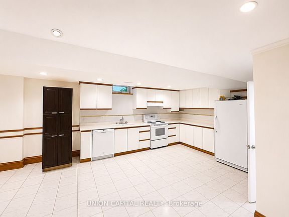 4th image of 300 Belview Ave #Basement