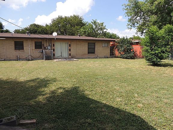4th image of 1324 Magnolia Ct