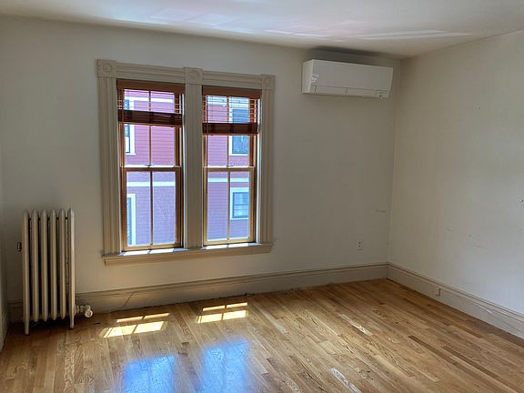 2nd floor bedroom