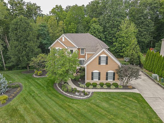 2nd image of 8780 Sweetwater Ct