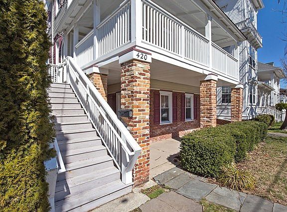 3rd image of 420C Central Ave Unit 3