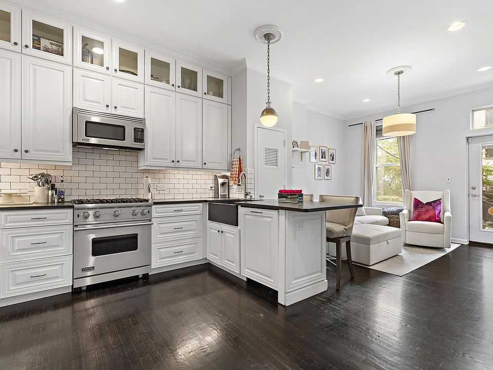 1st image of 803 Willow Ave APT 1N