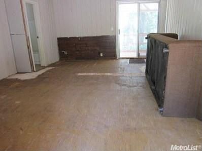3rd image of 4868 Cedar Dr