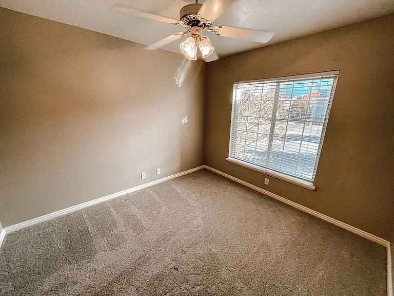 56 N Garden Park Dr #2 — Photo 12