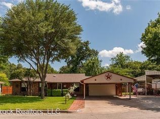 4925 Troy Ct, River Oaks, TX 76114