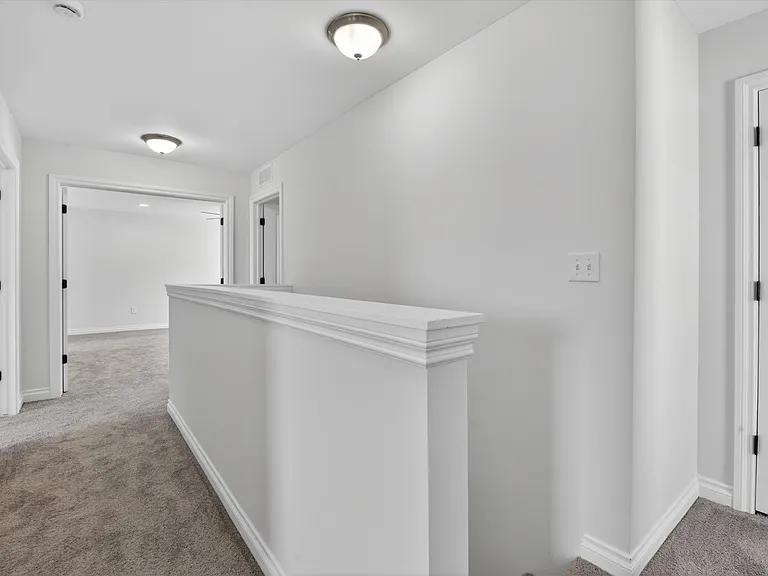 8760 Barrington Dr — Photo 29