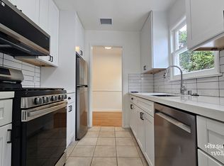 1452 Stanford St APT C, Santa Monica, CA 90404