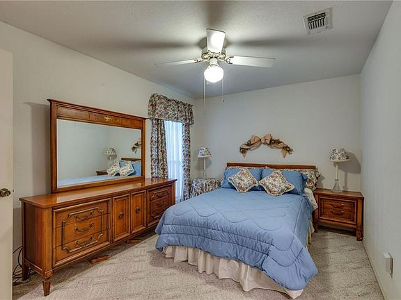 4th image of 3141 Sappington Pl Unit D