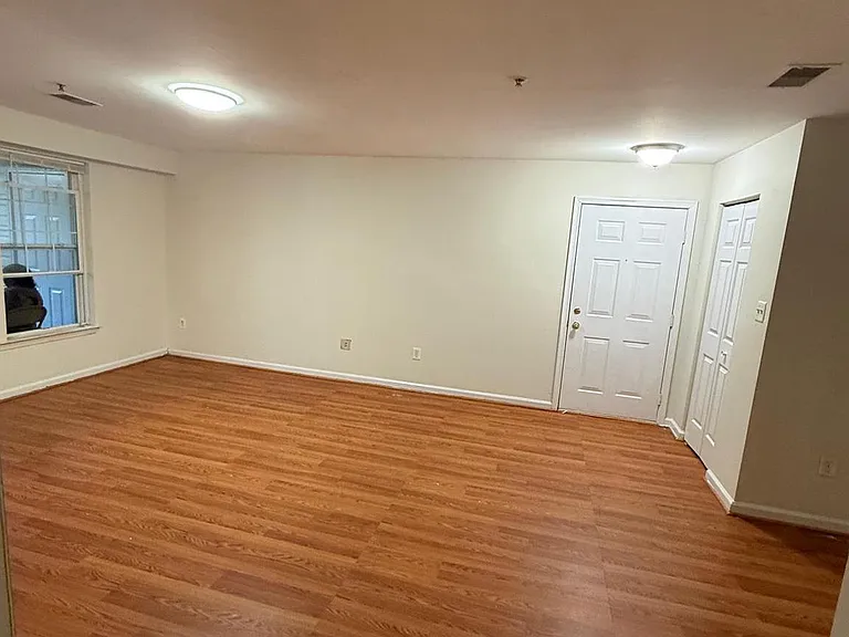 7530 Coxton Ct #D-112 — Photo 9