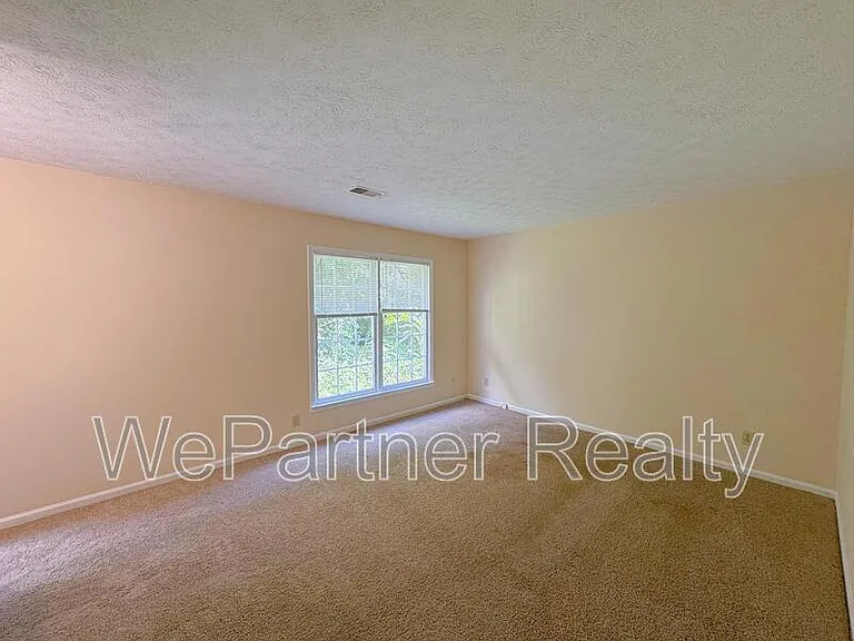 5332 Winslow Xing — Photo 16
