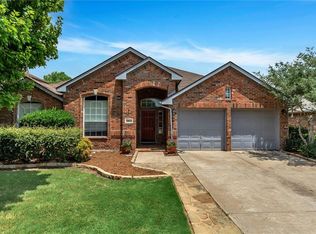 2813 Tori Oak Trl, Corinth, TX 76210