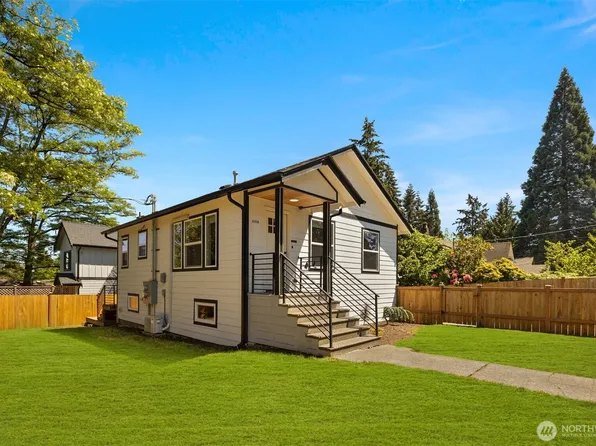 11558 Fremont Avenue, Seattle, WA 98133