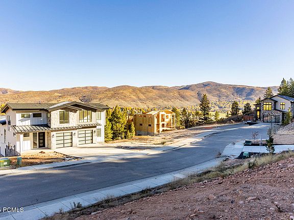 4th image of 4069 W Crest Ct #306