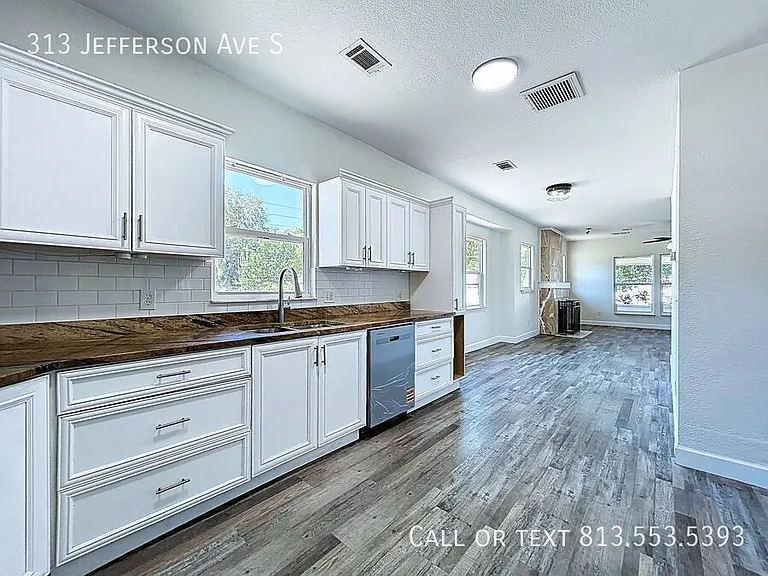 313 Jefferson Ave S — Photo 12