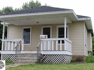 1316 Michigan Ave, Alma, MI 48801