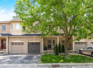 5080 Fairview St #65, Burlington, ON L7L7E9