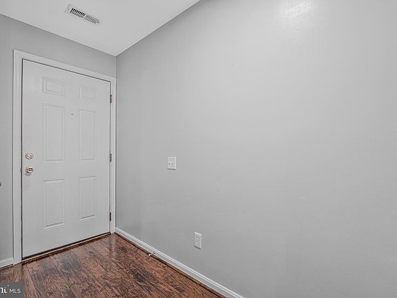 5th image of 1127 Huntmaster Ter NE Unit 202