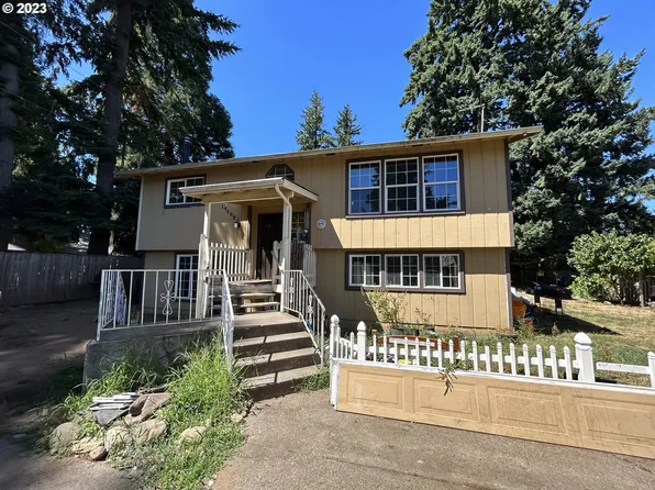 14407 SE Mill St, Portland, OR 97233