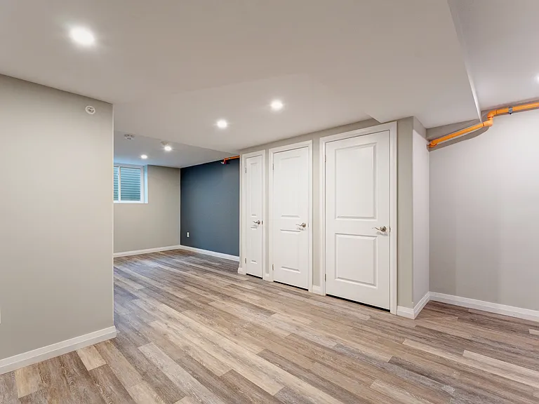 2200 Sherobee Rd — Photo 25