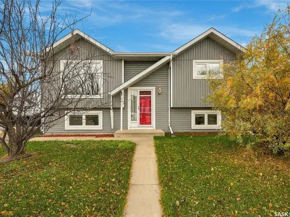 433 4th Street N, Martensville, SK S0K 0A2