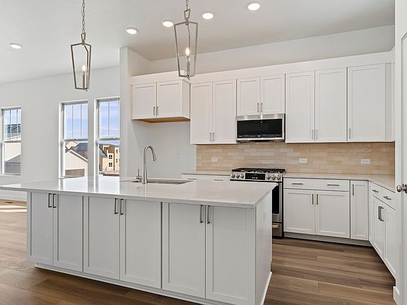 6th image of this home