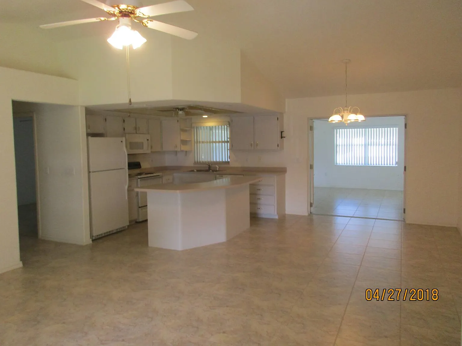 2 bed, 2.0 bath, 1445 sqft, $1,475 — Photo 3