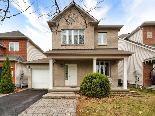 126 Ashmore Dr, Ottawa, ON K2G 7B3