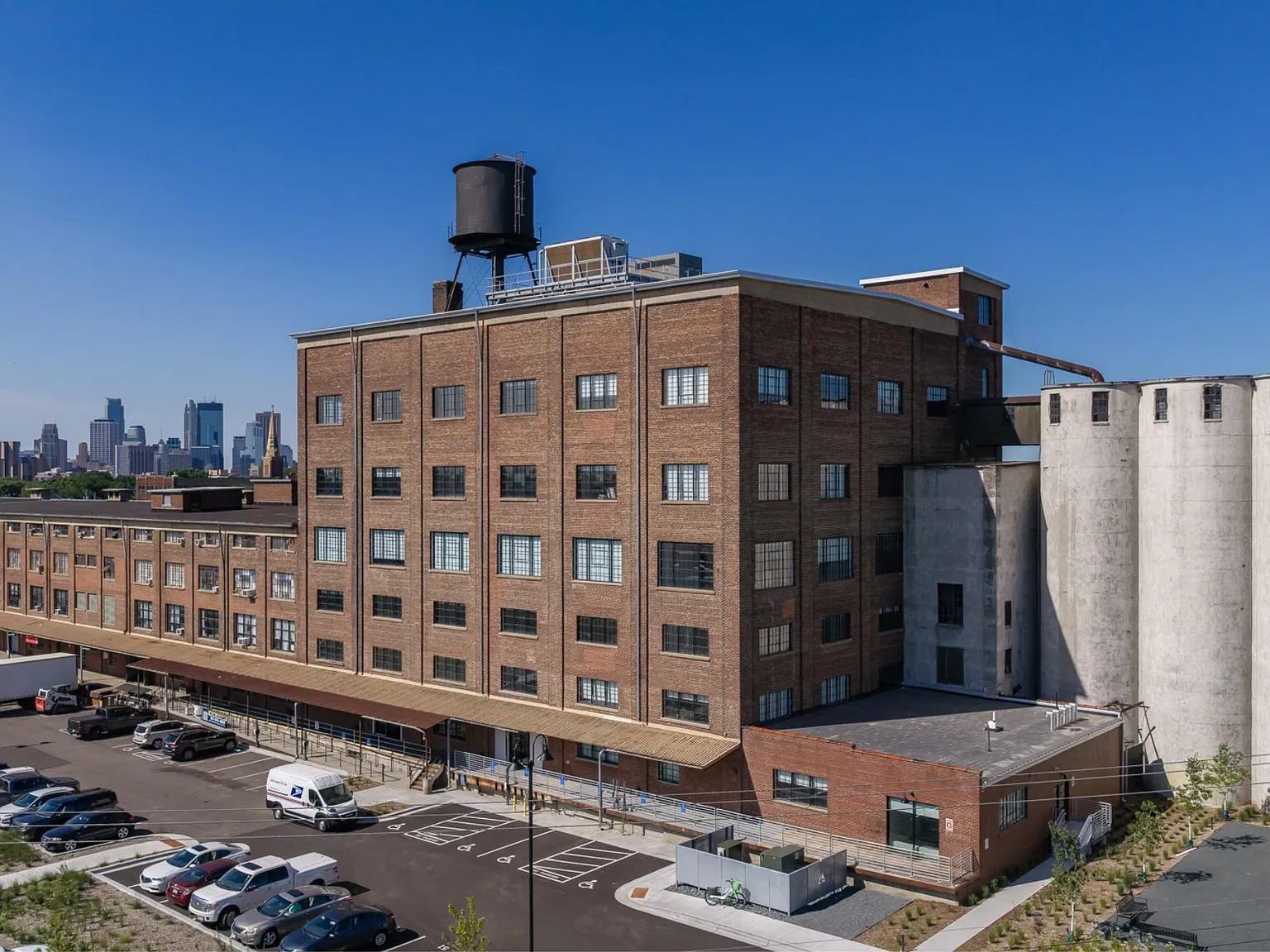 Artspace Northrup King — Photo 1