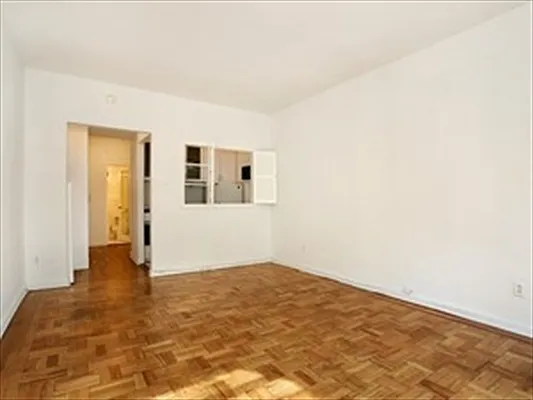 Sold by Citi Habitats | media 12