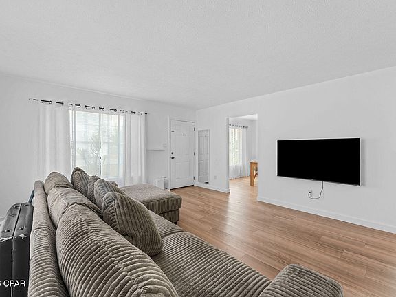 5th image of 6520 Olokee St