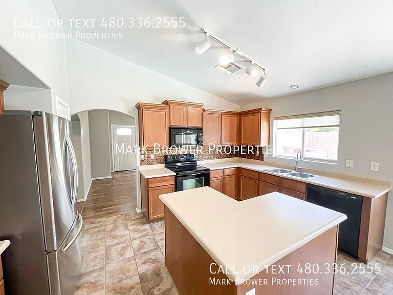 22264 W Antelope Trl — Photo 4