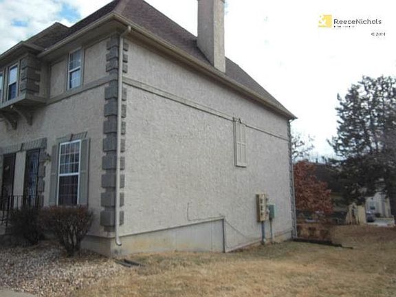 2nd image of 8336 Metcalf Ave