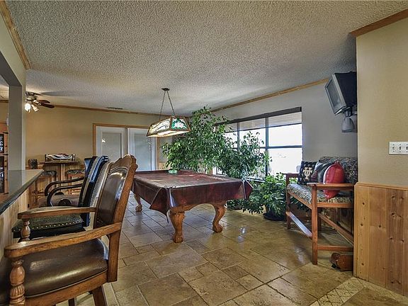 4th image of 102 Bahama Ct