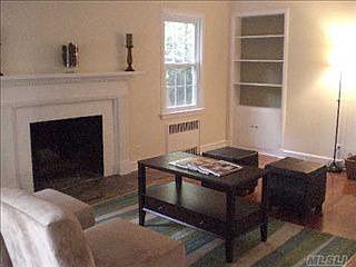 4th image of 1364 Noel Ave