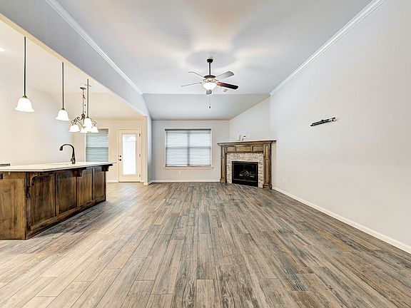 5th image of 18313 Groveton Blvd