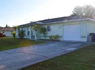 914 Sunniland Blvd, Lehigh Acres, FL 33971