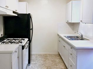 6444 Shirley Ave #B5, Reseda, CA 91335