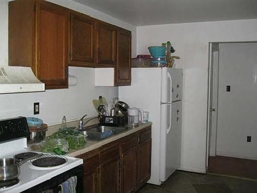 2nd image of 618 W Front St APT 2