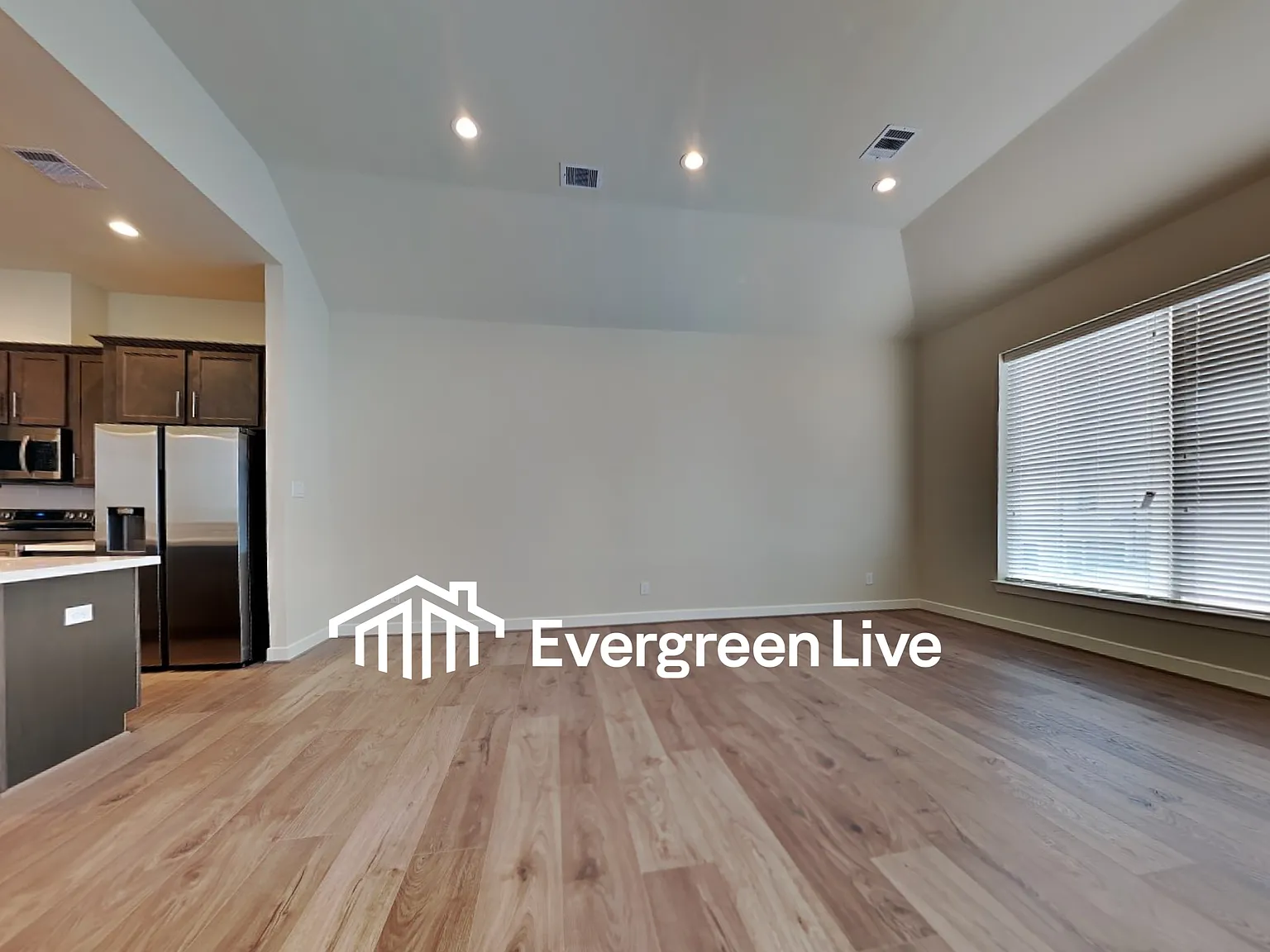 3 bed, 2.0 bath, 1488 sqft, $1,995 — Photo 4