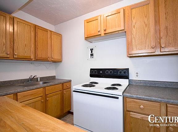 2nd image of 1220 F St #24
