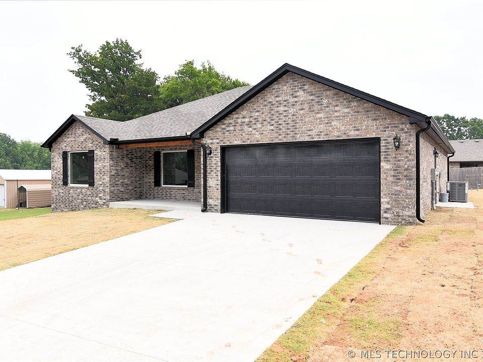 1st image of 677 Texoma Pl