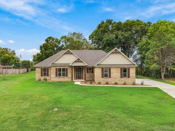 811 Winding Wood Dr, Wetumpka, AL 36093