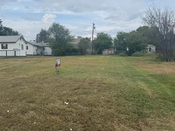 2609 SW East Ave, Lawton, OK 73505