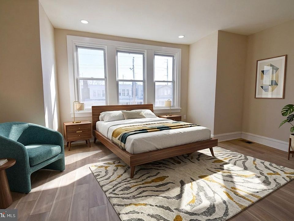 1st image of 112 Lafayette Ave