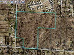 2807 S 13th St, Niles, MI 49120