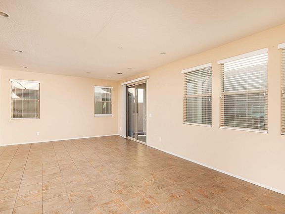 4th image of 4766 E Tierra Buena Ln