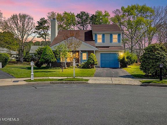 2nd image of 14 Bellwood Court