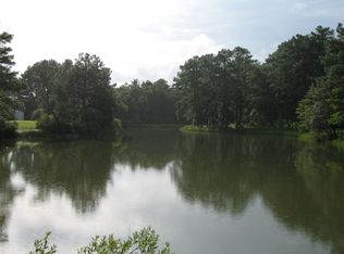 650C Hicks Wharf Rd, Mathews, VA 23109