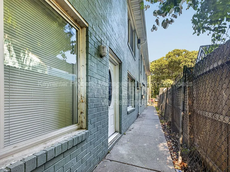 6249 Alexander St #C — Photo 2